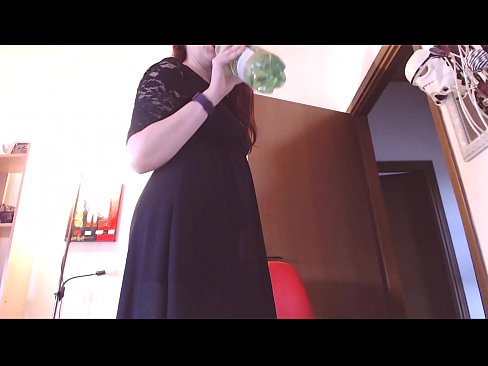 ❤️ 一个喜欢脏兮兮的内裤的顺从的奴隶,在看完这段视频后被迫自慰!这是个很好的例子。 Beautiful porn