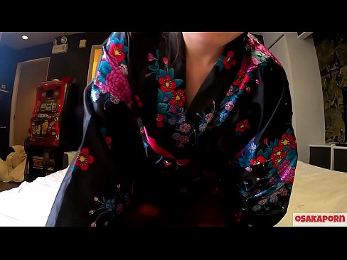 ❤️ 年轻的COSPLAY女孩喜欢性爱到高潮,在女骑手和口交的喷水。亚洲女孩与毛茸茸的阴户和美丽的乳房在传统的日本服装在业余视频显示自慰与他妈的玩具。樱花3 OSAKAPORN. Beautiful porn