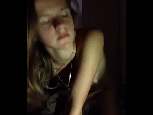 ❤️ 一个女孩自慰并射精 Beautiful porn